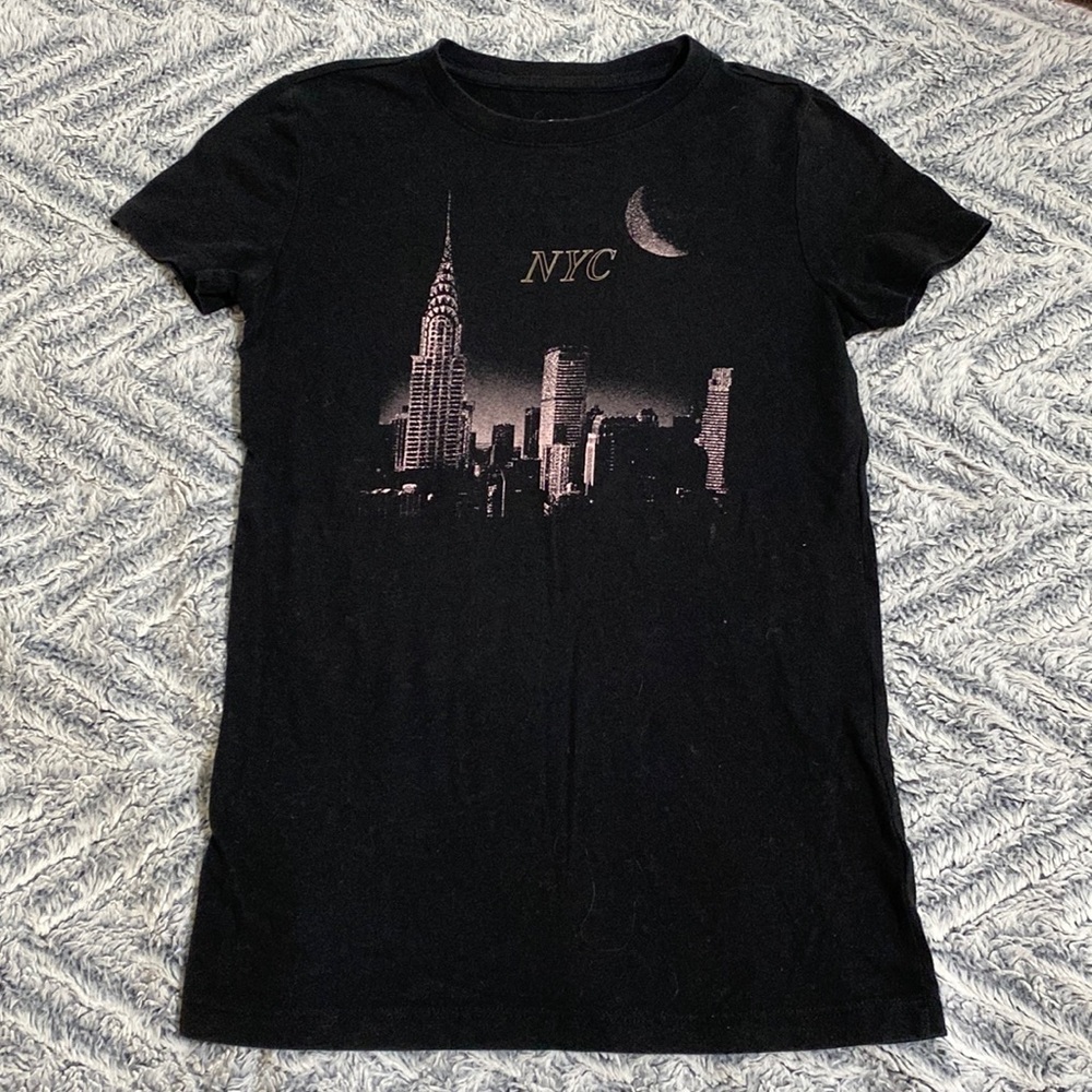 Black and pink Aéropostale t-shirt, Size Small (girls). Great condition